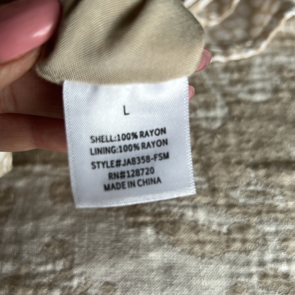 Jumpsuit - Picture 7 of 8